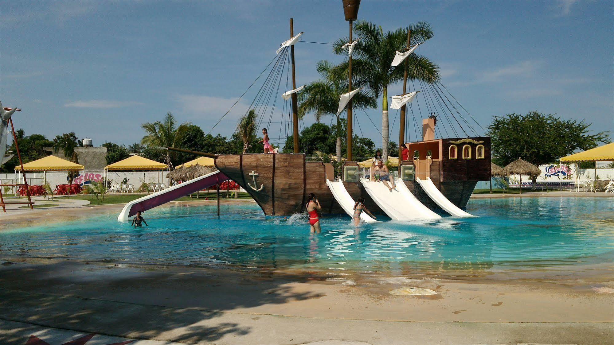 Splash Inn Nuevo Vallarta & Parque Acuatico Kültér fotó